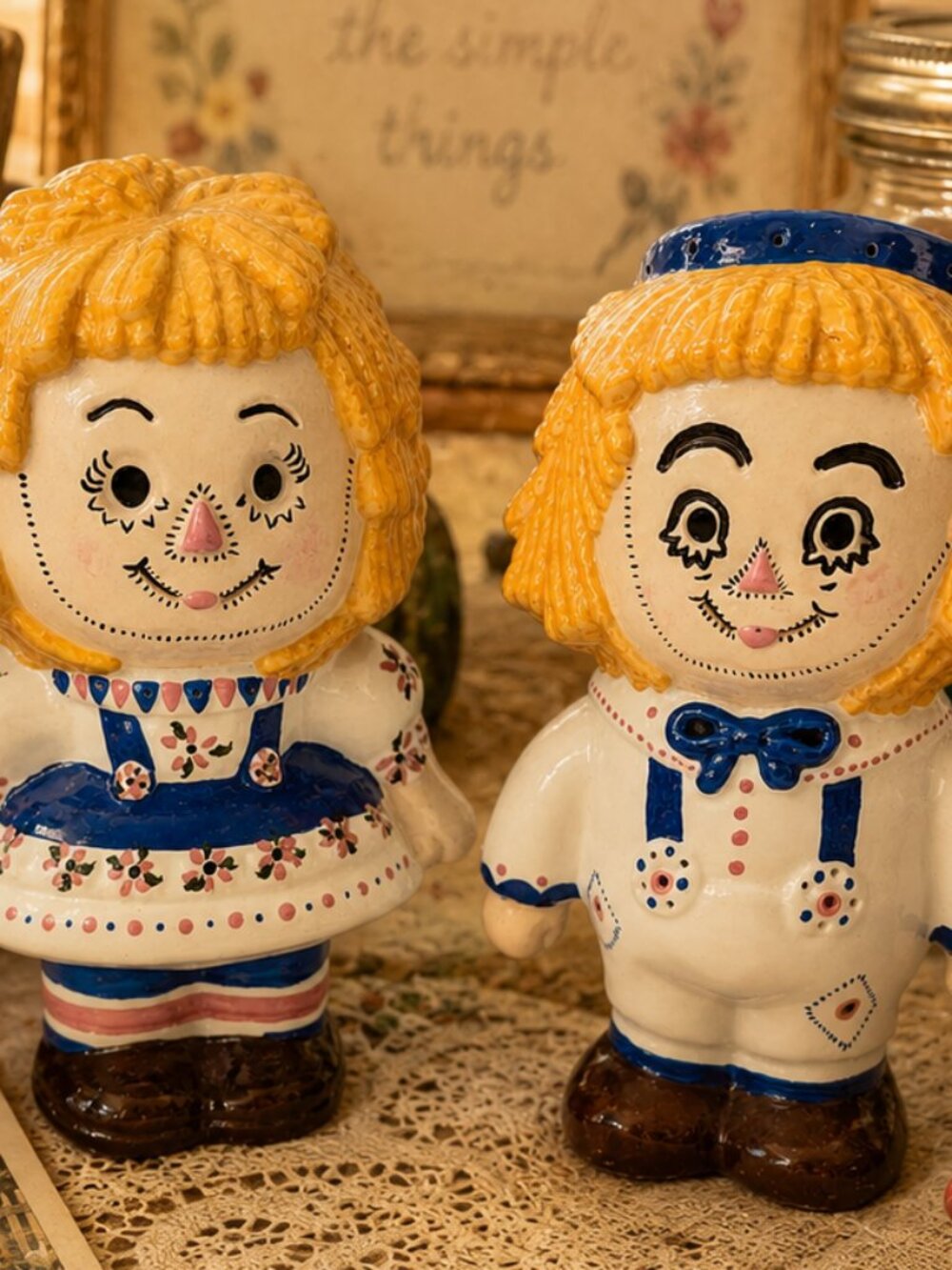 Vintage Raggedy Ann & Andy Ceramic Figurine Doll 7” Night Light Holes Home Decor